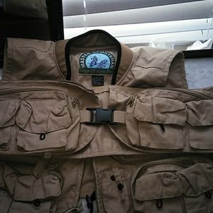 Fishing vest